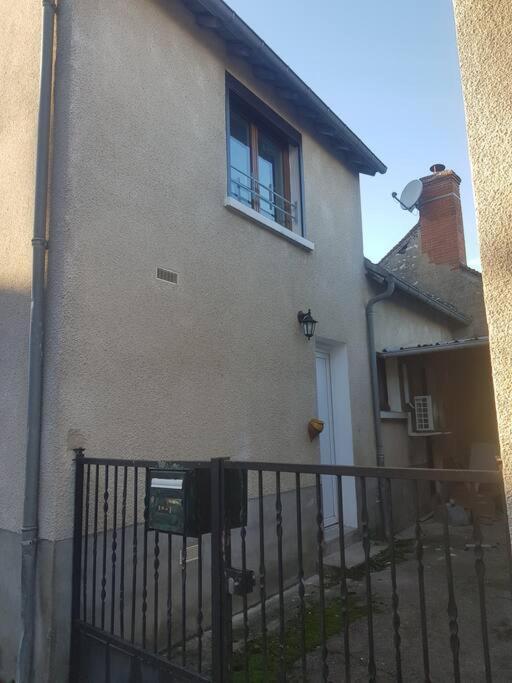 Chez Nino Wifi Gratuit Villa Beaulieu-sur-Loire ภายนอก รูปภาพ